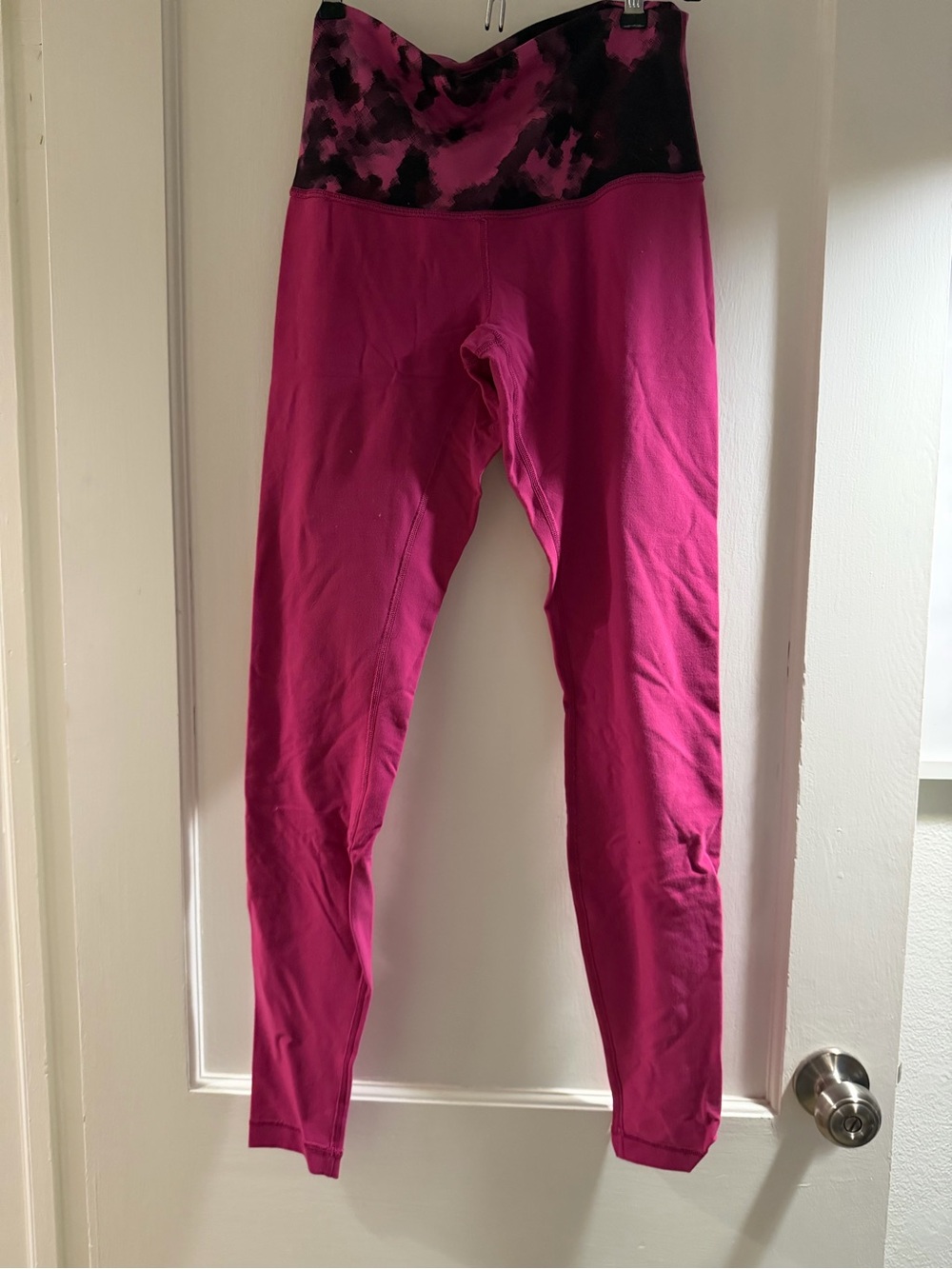 lululemon athletica Hot Pink Leggings with Black Patterned Waistband